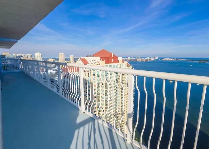 Stunning 2Br Penthouse Brickell/Direct Oceanview!! Apartamento Miami que aceita animais de estimação
