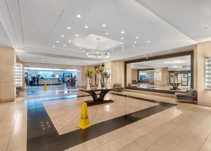 High Rise Comfort With Balcony Doral