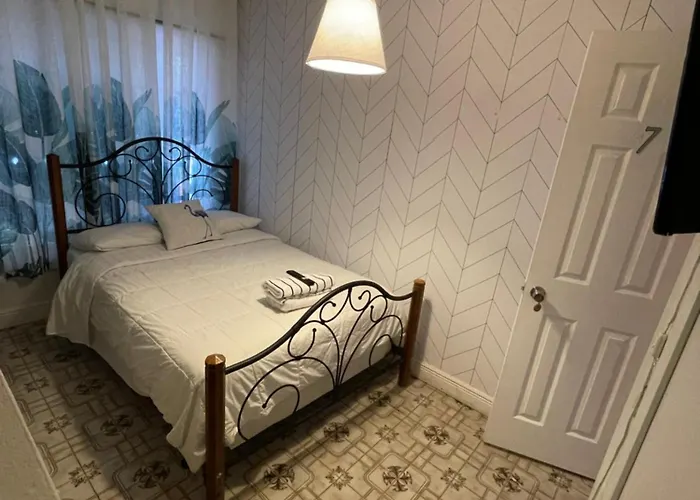 Habitacion Centrica Calle 8 Miami