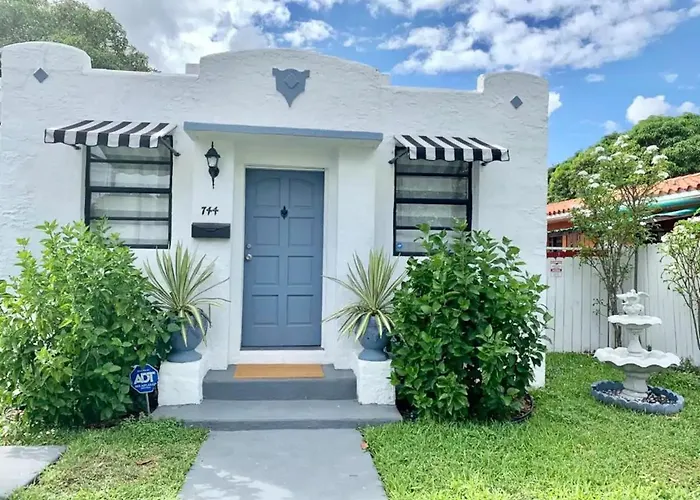 Pretty Private Room, Near The Airport - Free Parking - 01 Miami