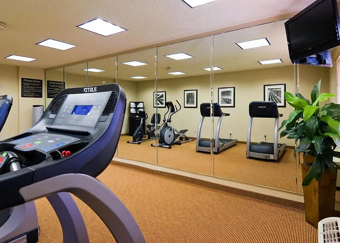 Holiday Inn Express Hotel & Suites Kendall East-Miami By Ihg
